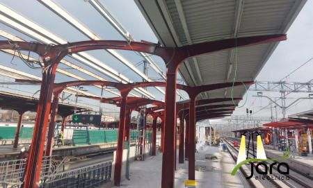 Luminarias en la estación de Chamartin